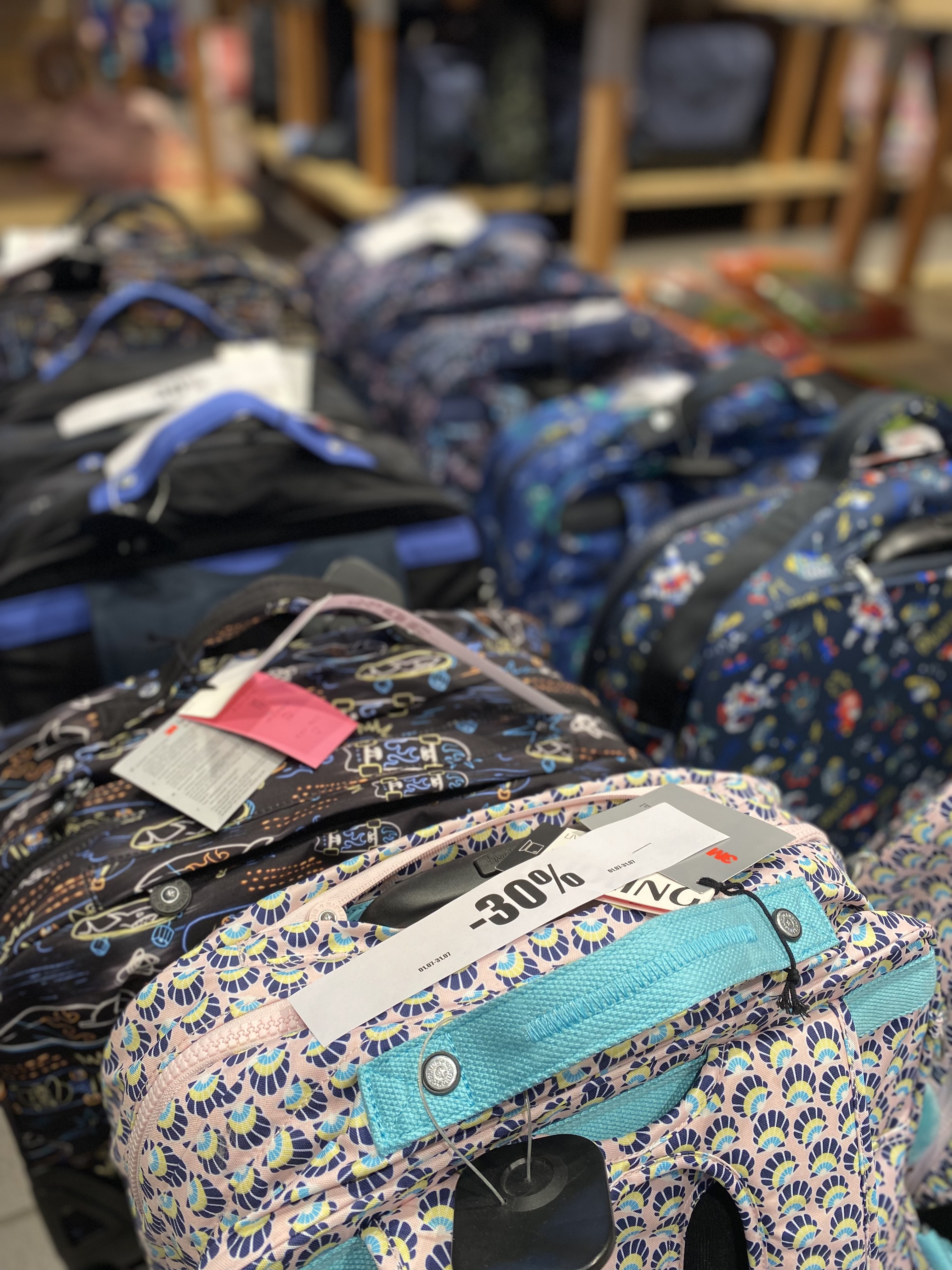 Soldes Kipling, Eastpak et Dakine en magasin